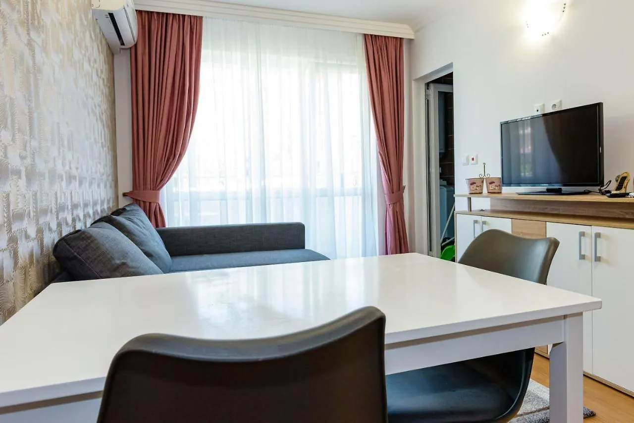Sweet Homes Apartments Sunny Beach