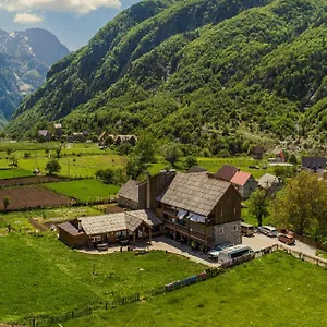 Bujtina Polia Séjour à la ferme Theth