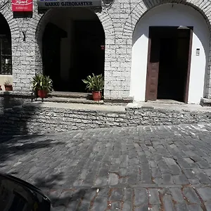 Tina's Appartement Gjirokastër
