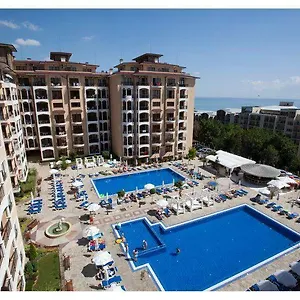 https://bendita-mare-family-apartments.goldensandshotels.net